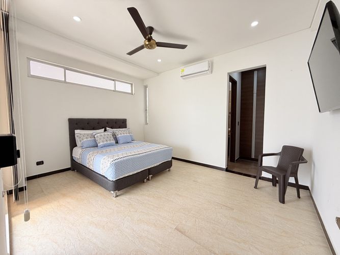 Casa de 5 alcobas en venta en Centro, Girardot, 287 m² · foto 21 de 24