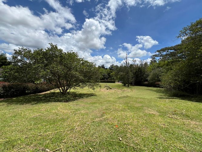 Lote en venta en Guayabito, Rionegro, 2456 m² · foto 2 de 7