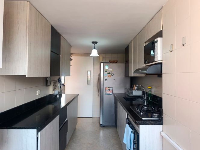 Apartamento de 3 alcobas en venta en El Poblado, Medellín, 133 m² · foto 7 de 19