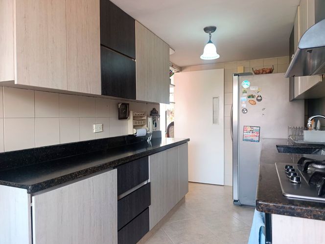 Apartamento de 3 alcobas en venta en El Poblado, Medellín, 133 m² · foto 6 de 19
