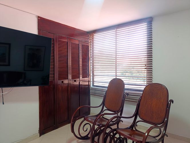 Apartamento de 3 alcobas en venta en El Poblado, Medellín, 133 m² · foto 14 de 19
