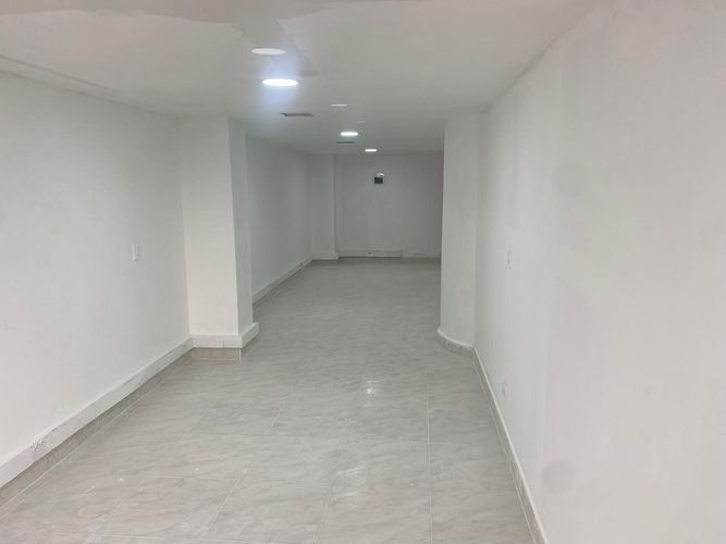 Oficina en arriendo en El Poblado, Medellín, 30 m² · foto 9 de 10