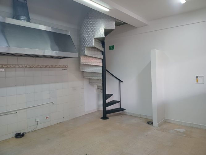 Local en venta en Laureles, Medellín, 41 m² · foto 4 de 5