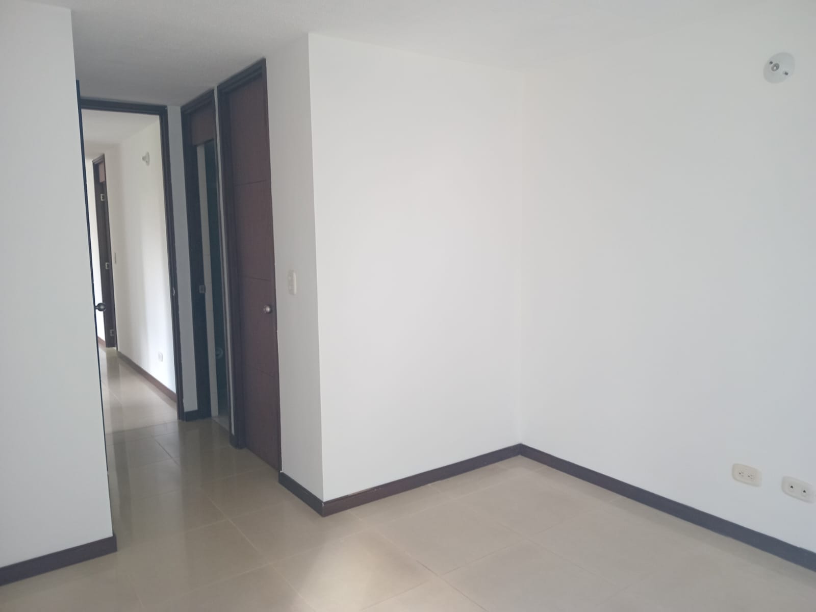 Apartamento en venta en El Poblado, Medellín · foto 7 de 15