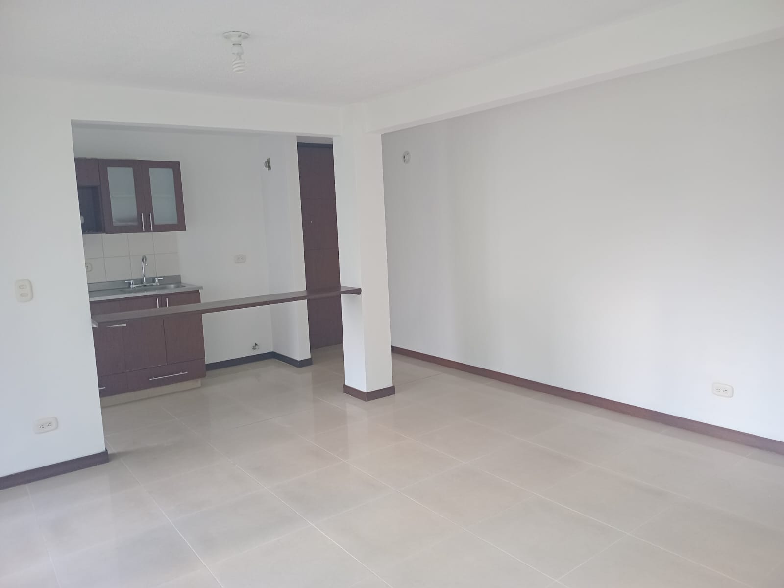 Apartamento en venta en El Poblado, Medellín · foto 3 de 15