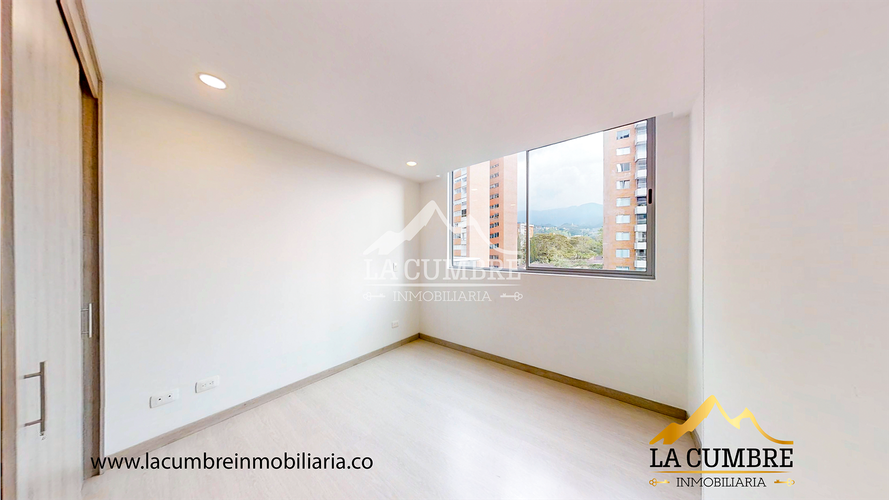 Apartamento de 3 alcobas en arriendo en Loma Benedictinos, Medellín, 114 m² · foto 9 de 14