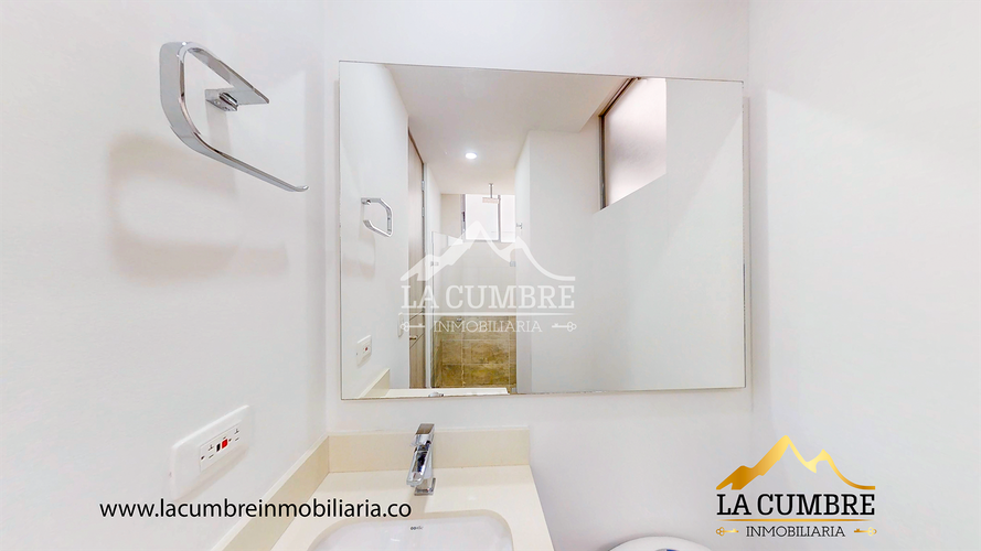 Apartamento de 3 alcobas en arriendo en Loma Benedictinos, Medellín, 114 m² · foto 13 de 14