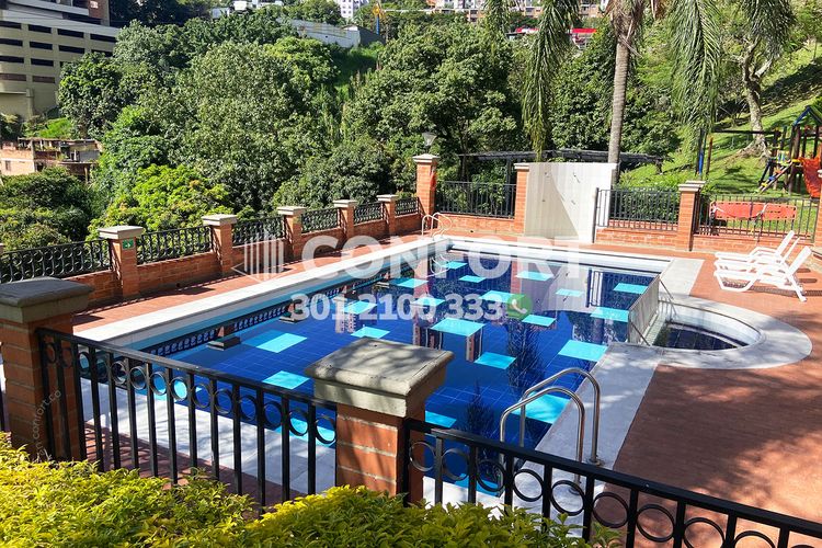 Apartamento de 3 alcobas en arriendo en San Diego, Medellín, 86 m² · foto 23 de 24