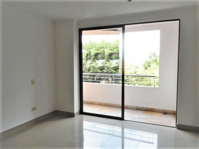 Apartamento de 3 alcobas en arriendo en El Tesoro, Medellín, 160 m² · foto 6 de 16