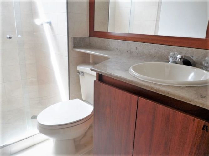 Apartamento de 3 alcobas en arriendo en El Tesoro, Medellín, 160 m² · foto 14 de 16