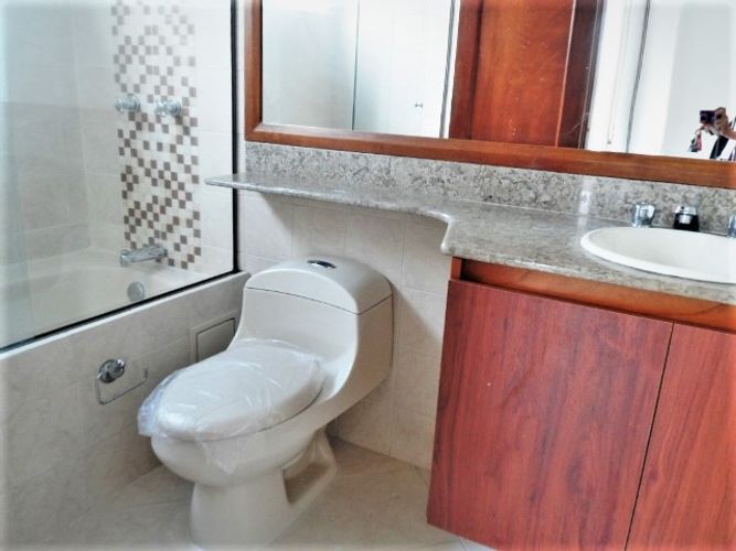 Apartamento de 3 alcobas en arriendo en El Tesoro, Medellín, 160 m² · foto 13 de 16