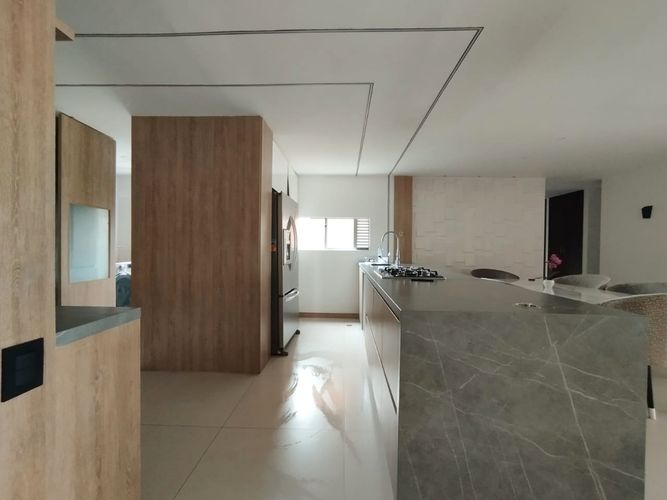 Apartamento de 3 alcobas en arriendo en El Poblado, Medellín, 150 m² · foto 7 de 15