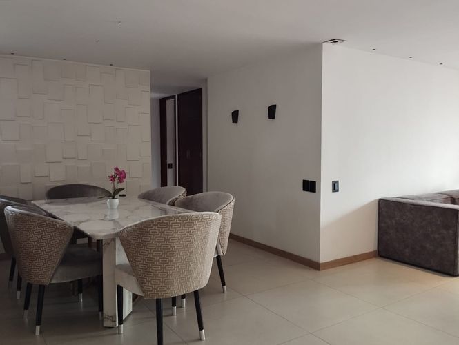 Apartamento de 3 alcobas en arriendo en El Poblado, Medellín, 150 m² · foto 4 de 15