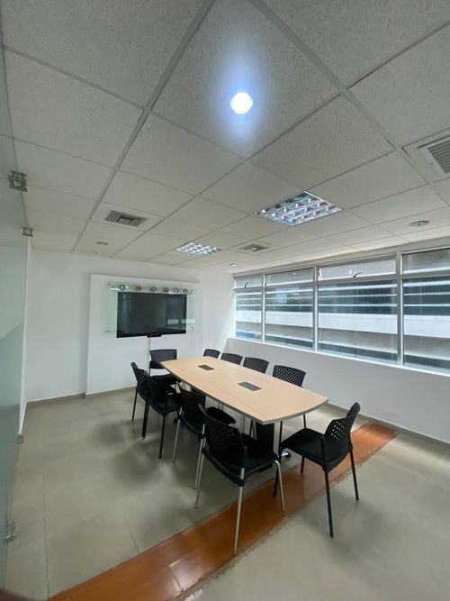 Oficina en arriendo en Santa Monica, Cali, 159 m² · foto 2 de 10