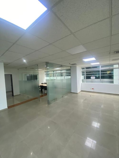Oficina en arriendo en Santa Monica, Cali, 159 m² · foto 7 de 10