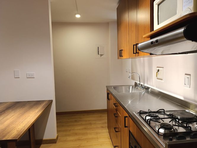 Apartamento de 1 alcoba en arriendo en El Tesoro, Medellín, 59 m² · foto 12 de 14