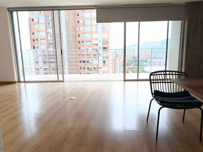 Apartamento de 1 alcoba en arriendo en El Tesoro, Medellín, 59 m² · foto 3 de 14