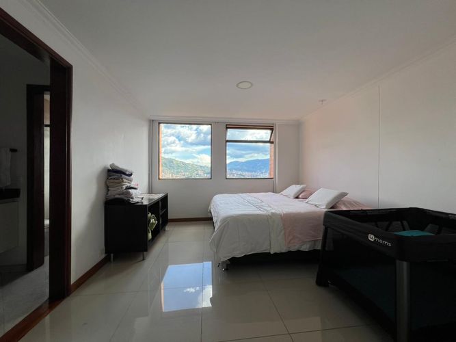 Apartamento de 3 alcobas en arriendo en El Diamante No. 2, Medellín, 344 m² · foto 13 de 19