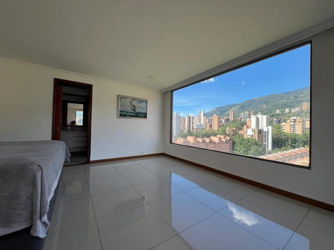 Apartamento de 3 alcobas en arriendo en El Diamante No. 2, Medellín, 344 m² · foto 9 de 19