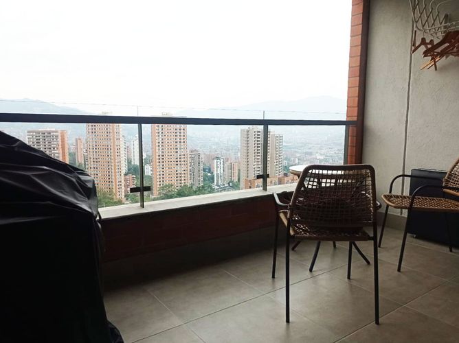 Apartamento de 2 alcobas en arriendo en Los Naranjos, Medellín, 102 m² · foto 20 de 20