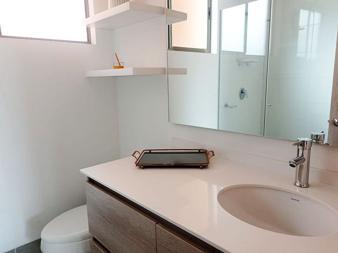 Apartamento de 2 alcobas en arriendo en Los Naranjos, Medellín, 102 m² · foto 18 de 20