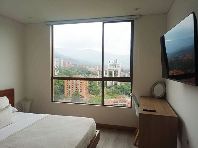 Apartamento de 2 alcobas en arriendo en Los Naranjos, Medellín, 102 m² · foto 13 de 20