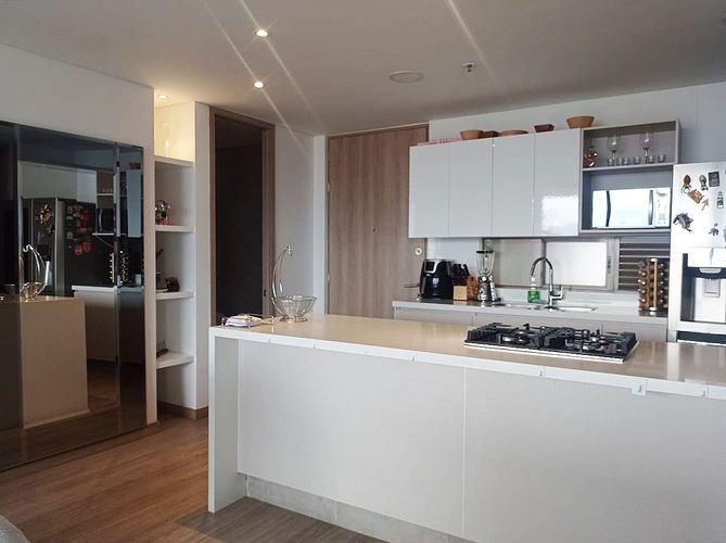 Apartamento de 2 alcobas en arriendo en Los Naranjos, Medellín, 102 m² · foto 5 de 20