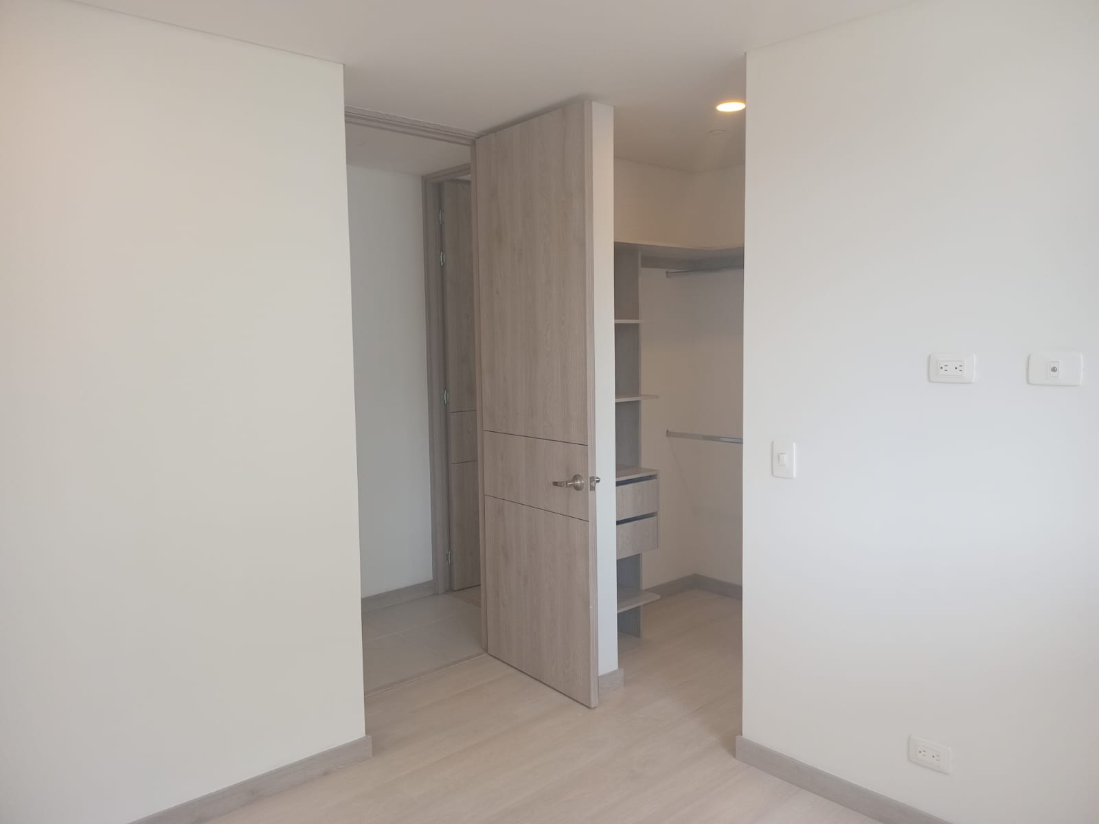 Apartamento en arriendo en Cumbres, Envigado · foto 7 de 17