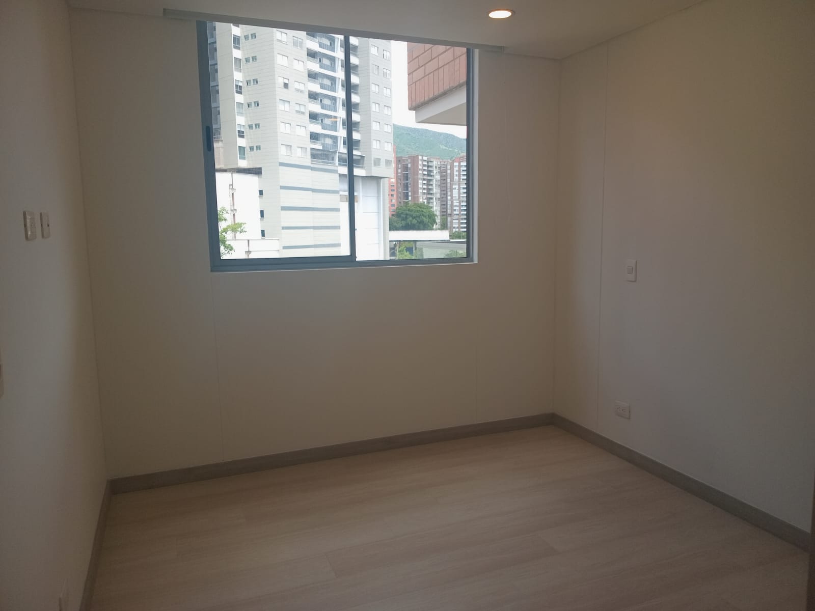 Apartamento en arriendo en Cumbres, Envigado · foto 13 de 17