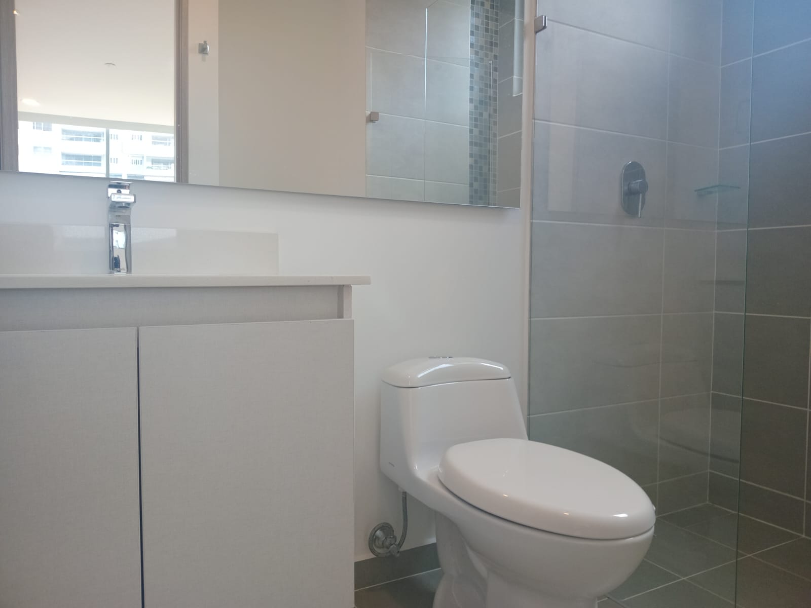 Apartamento en arriendo en Cumbres, Envigado · foto 16 de 17