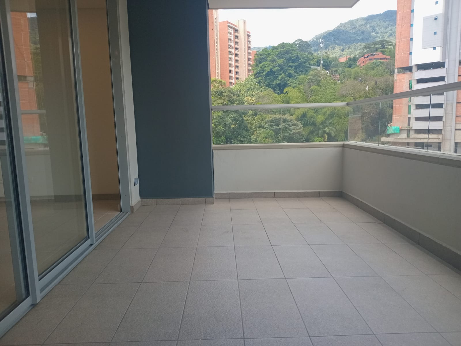 Apartamento en arriendo en Cumbres, Envigado · foto 17 de 17