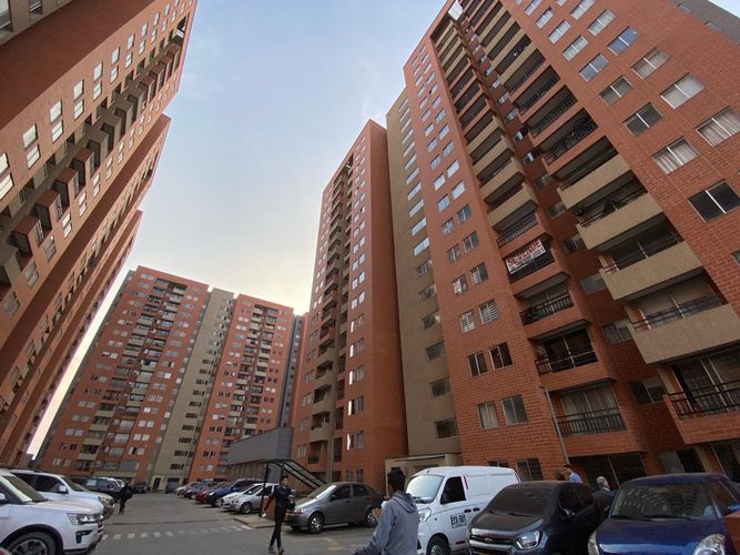 Apartamento de 3 alcobas en venta en Fontibon, Bogotá, 50 m² · foto 3 de 15