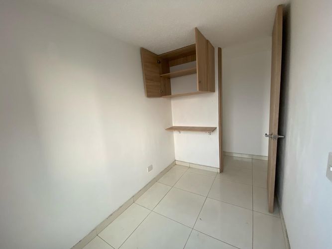 Apartamento de 3 alcobas en venta en Fontibon, Bogotá, 50 m² · foto 9 de 15