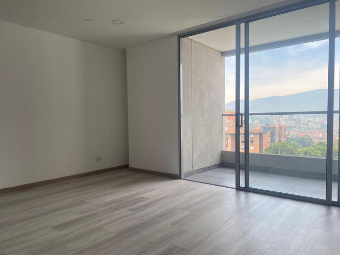 Apartamento de 2 alcobas en arriendo en Montessori, Envigado, 80 m² · foto 2 de 17