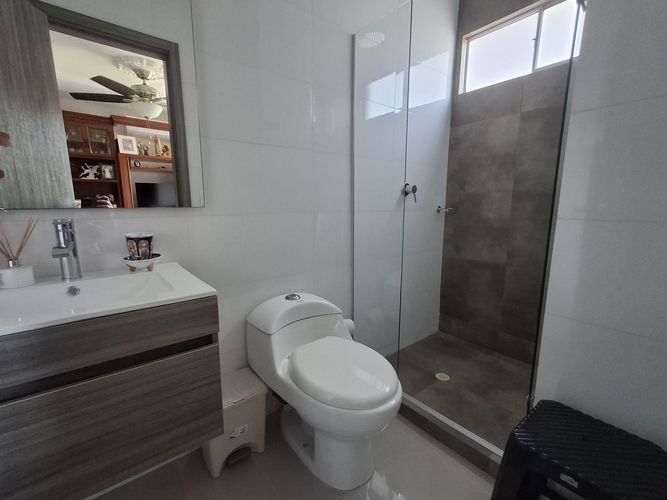 Apartamento de 3 alcobas en venta en Altos De Riomar, Barranquilla, 142 m² · foto 14 de 15