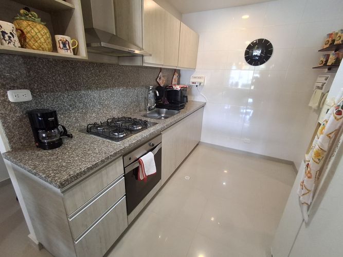 Apartamento de 3 alcobas en venta en Altos De Riomar, Barranquilla, 142 m² · foto 5 de 15