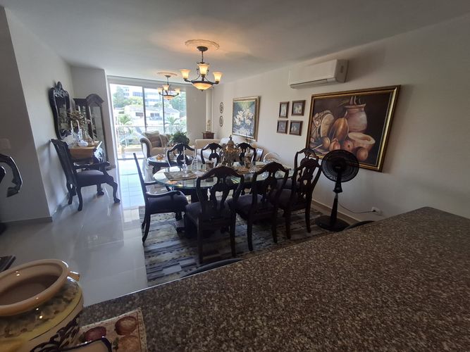 Apartamento de 3 alcobas en venta en Altos De Riomar, Barranquilla, 142 m² · foto 3 de 15