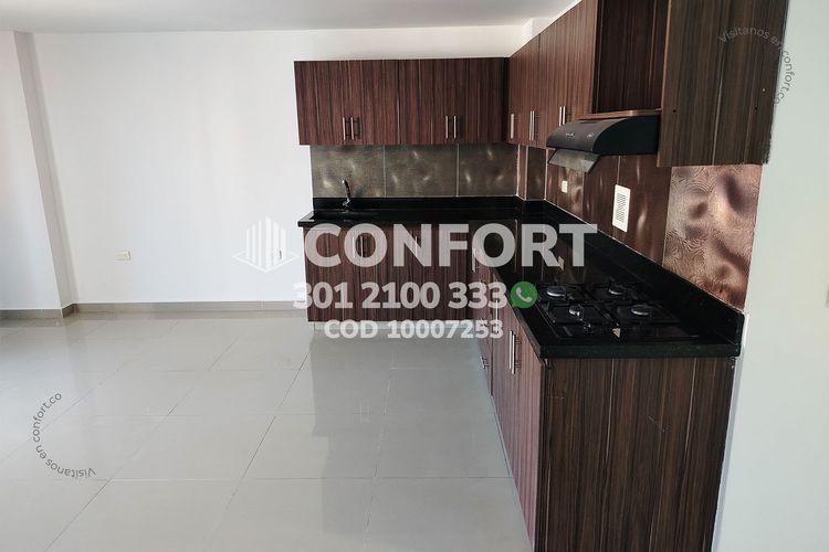Apartamento de 3 alcobas en arriendo en Las Acacias, Medellín, 132 m² · foto 10 de 24