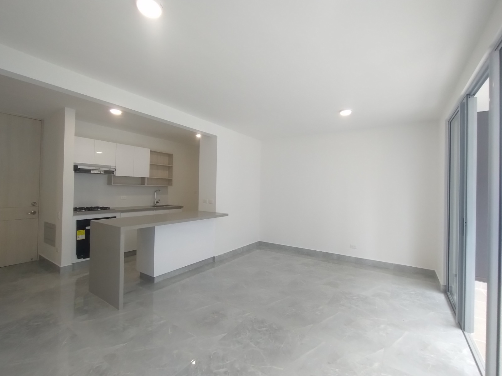 Apartamento en arriendo en El Castillo, Barranquilla · foto 3 de 21