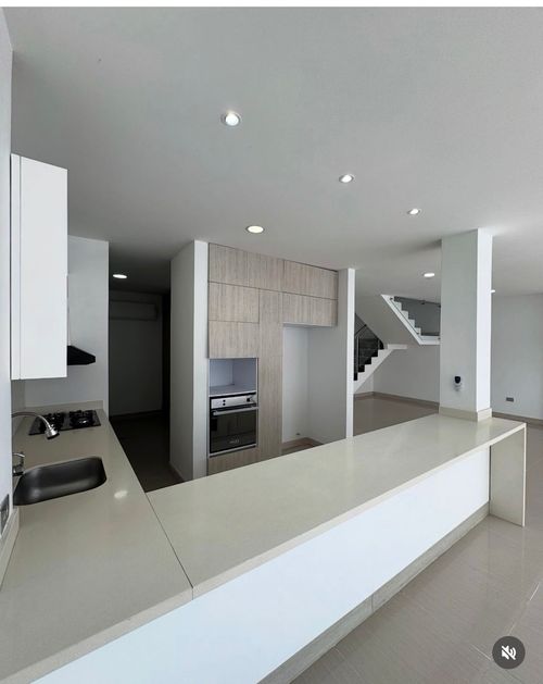 Casa de 4 alcobas en venta en La Morada, Jamundí, 270 m² · foto 4 de 24