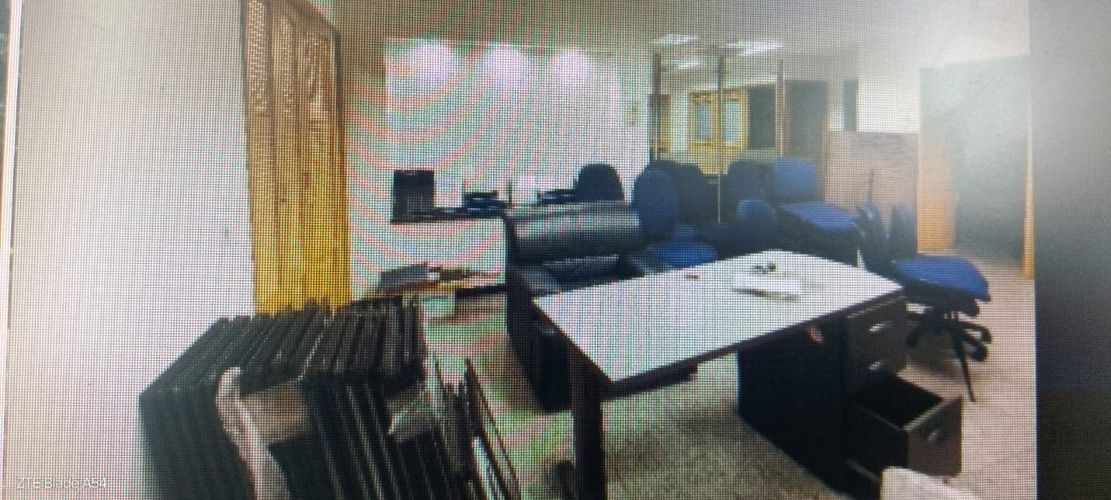 Local en arriendo en La Aguacatala, Medellín, 325 m² · foto 2 de 4