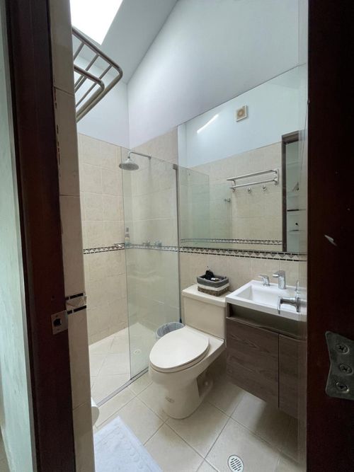 Casa de 5 alcobas en venta en Cr.La Castellana, Barranquilla, 416 m² · foto 10 de 24