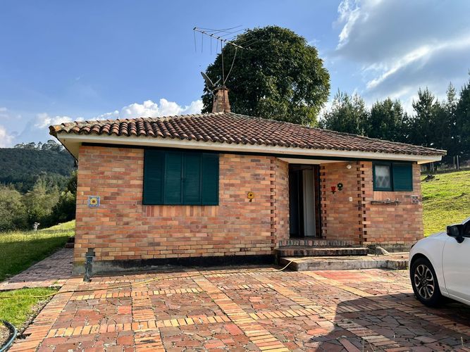 Casa de 3 alcobas en venta en Yerbabuena, Chía, 20 m² · foto 2 de 24