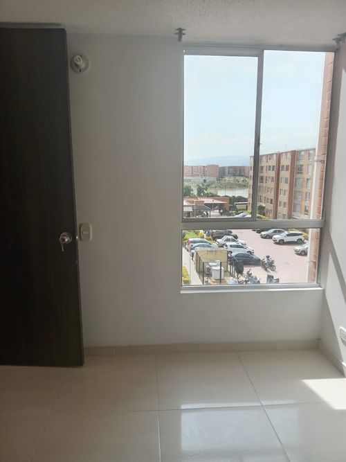 Apartamento de 2 alcobas en venta en Laguna Tierra Blanca, Soacha, 46 m² · foto 8 de 15