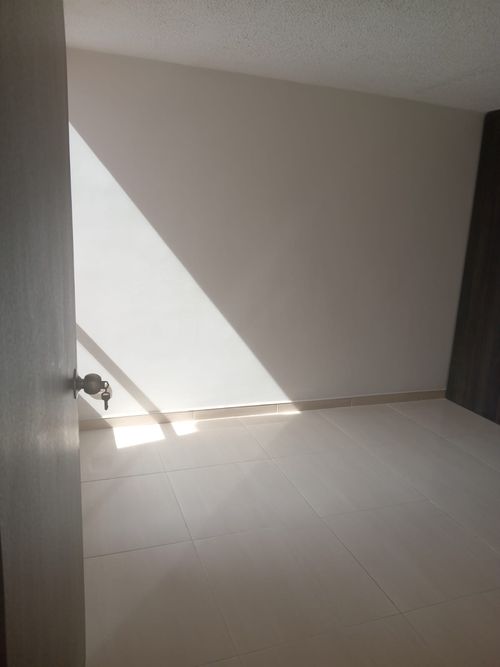 Apartamento de 2 alcobas en venta en Laguna Tierra Blanca, Soacha, 46 m² · foto 9 de 15