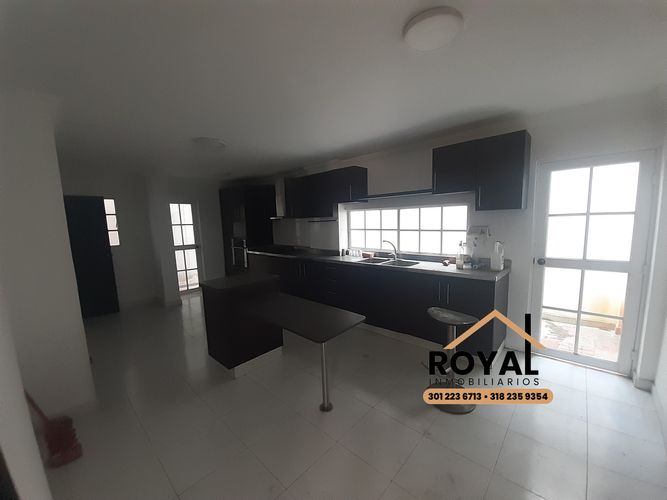 Casa de 7 alcobas en venta en Villa Santos, Barranquilla, 574 m² · foto 7 de 24