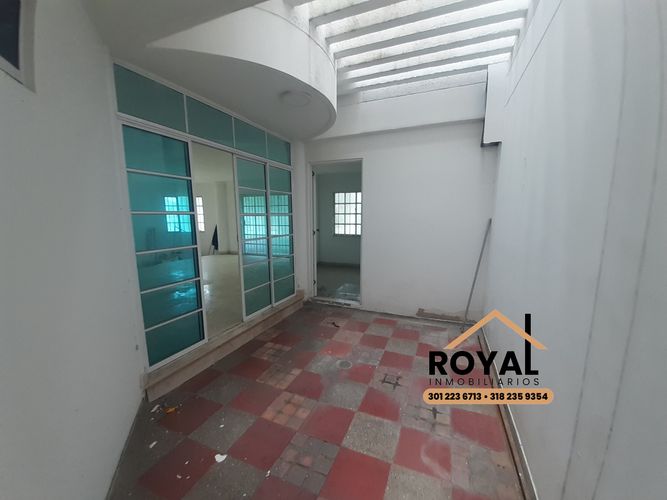 Casa de 7 alcobas en venta en Villa Santos, Barranquilla, 574 m² · foto 12 de 24