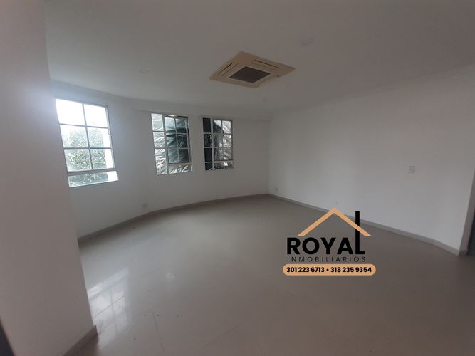Casa de 7 alcobas en venta en Villa Santos, Barranquilla, 574 m² · foto 15 de 24