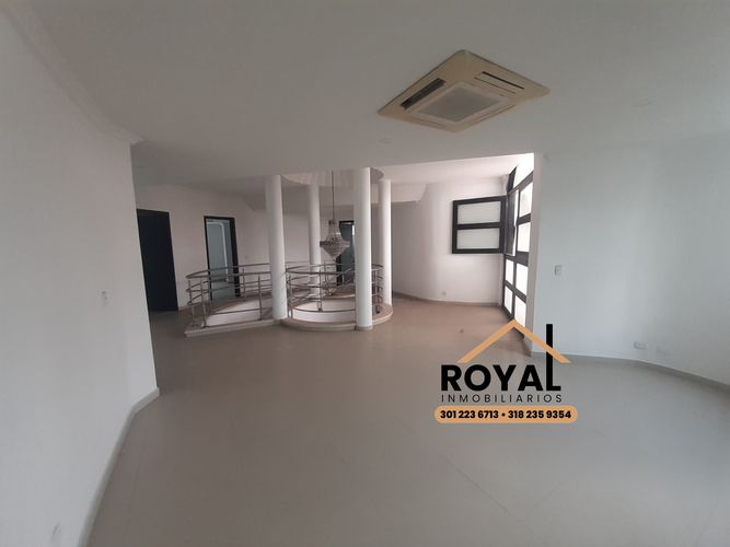 Casa de 7 alcobas en venta en Villa Santos, Barranquilla, 574 m² · foto 19 de 24