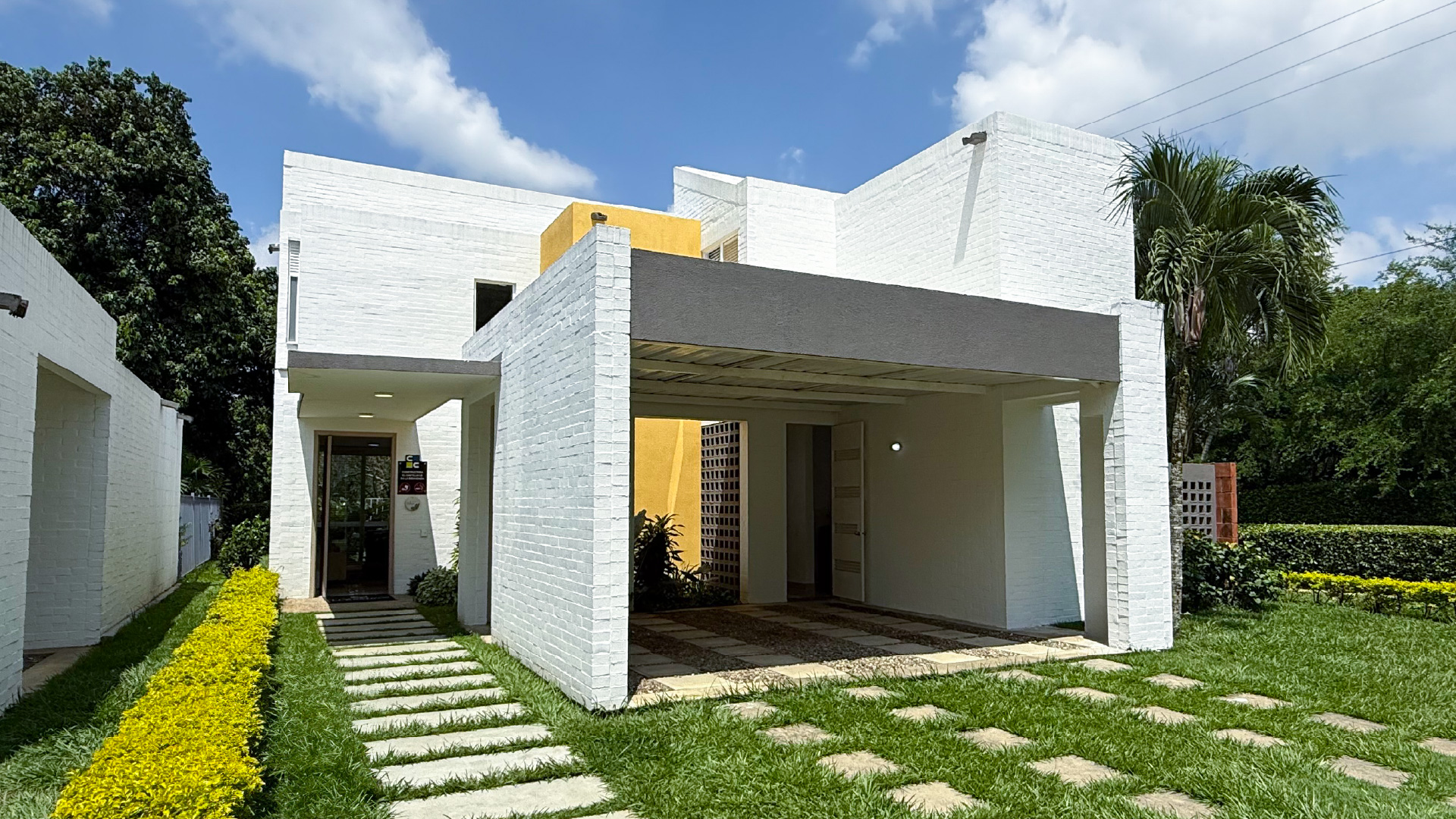 CISNES B, Casa en Venta en El Castillo, Cali